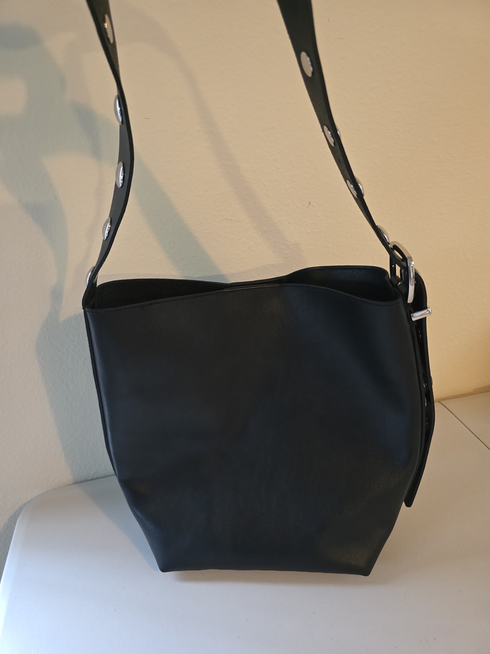 NWT Madewell Black Leather Bucket Bag